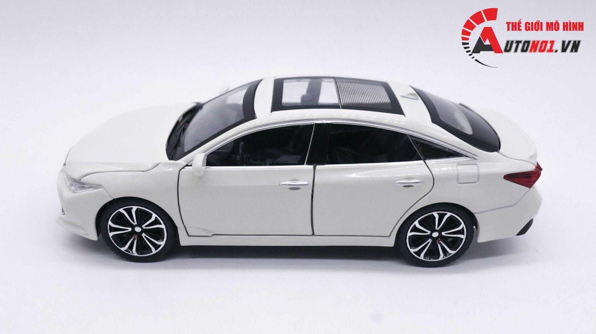  Mô hình xe Toyota Corolla Altis 2022 full open 1:24 CheZhi OT136 