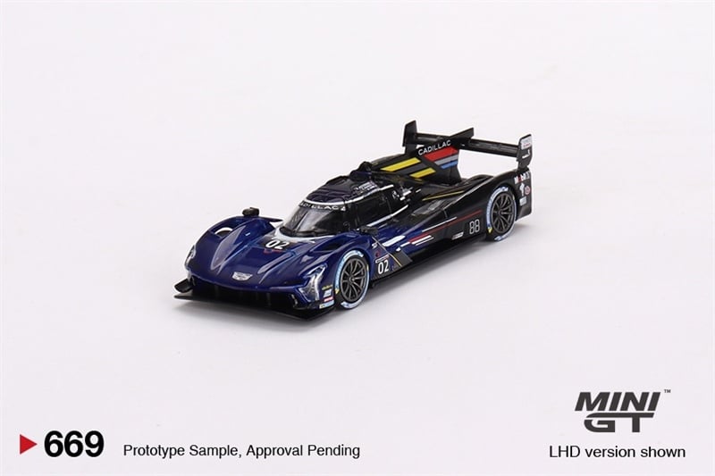  Mô hình xe Cadillac V-series.R #02 bản card tỉ lệ 1:64 MiniGT MGT00669 