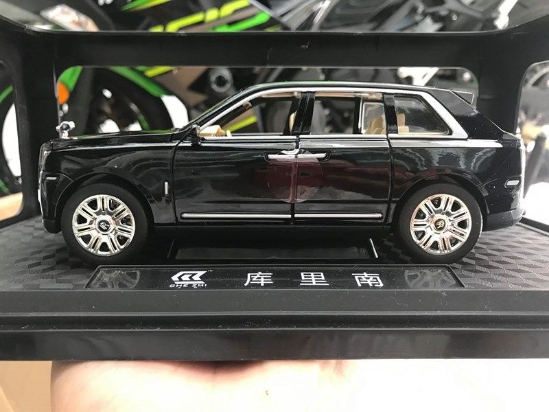  Mô hình xe Ô Tô Rolls Royce Cullinan 1:24 Chezhi OT340 