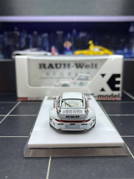  Mô hình xe Porsche RWB993 - White #41 Livery tỉ lệ 1:64 XKE Model OT64458 