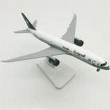  Mô hình máy bay Ả rập Saudi Airlines Boeing B787 có bánh xe kích thước 20cm MB20128 