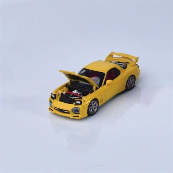  Mô hình xe Mazda RX-7 FD3S A Spec tỉ lệ 1:64 Focal Horizon OT64448 