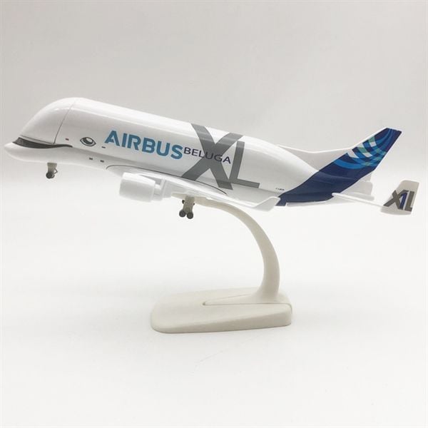  Mô hình máy bay vận tải Super Beluga Airbus XL có bánh xe kích thước 20cm MB20131 