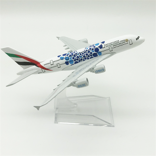  Mô hình máy bay UAE World Expo Airbus A380 kích thước 16cm MB16185 