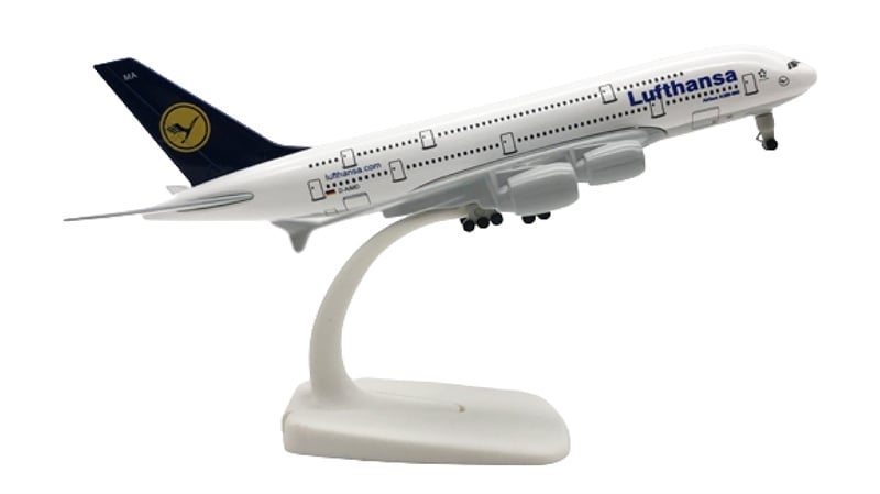  Mô hình máy bay Germany Lufthansa Airbus A380 có bánh xe 20cm MB20050 