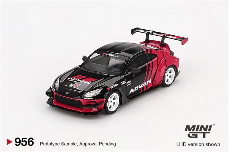  Mô hình xe Toyota GR86 HKS TYPE R ADVAN 2022 Tokyo Auto Salon tỉ lệ 1:64 MiniGT bản card MGT00956-BL 