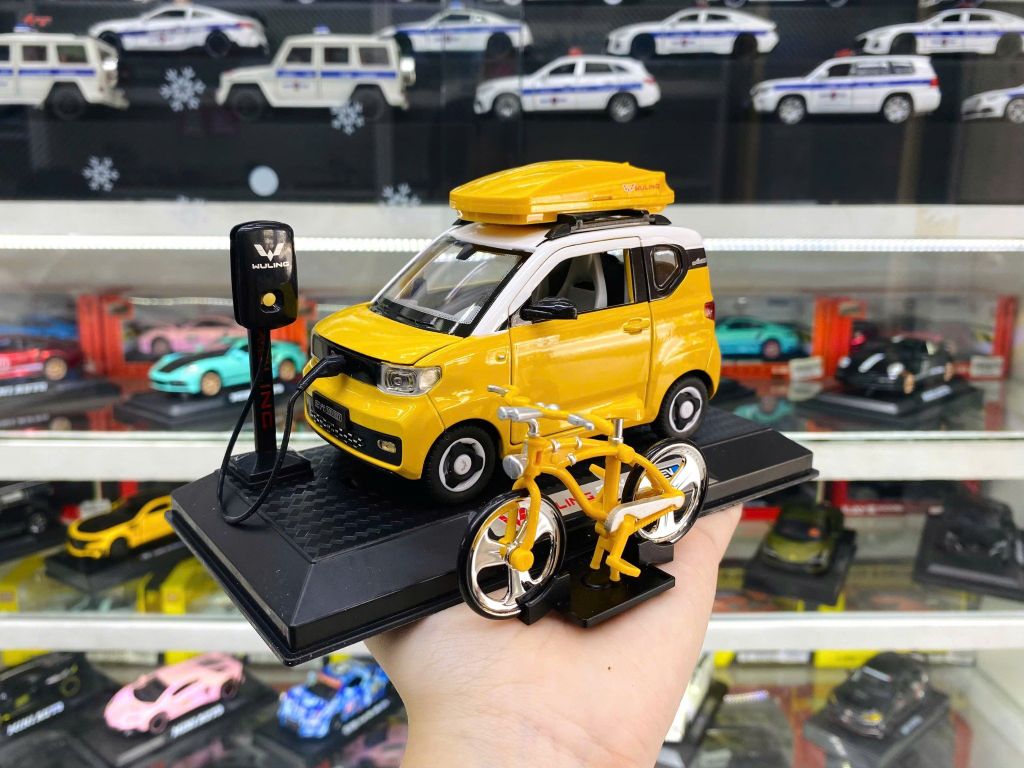 Mô hình xe Wuling Hongguang Mini EV full open - kèm phụ kiện tỉ lệ 1:24 Chezhi OT582