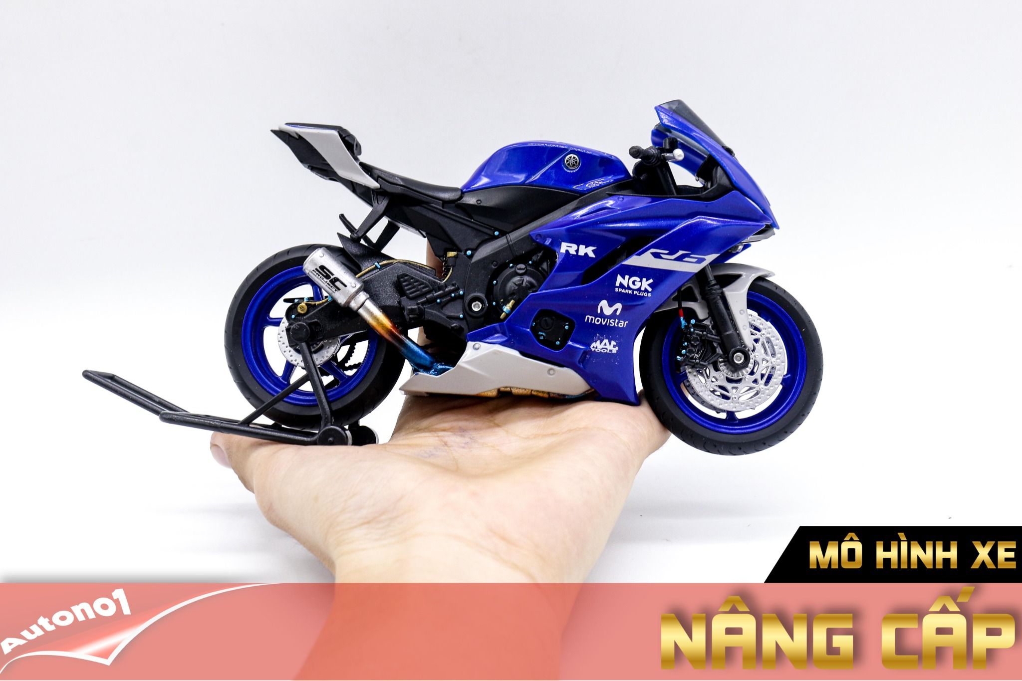  Mô hình xe độ Yamaha R6 Blue Pô Akrapovic 1:12 Autono1 Welly D207E 