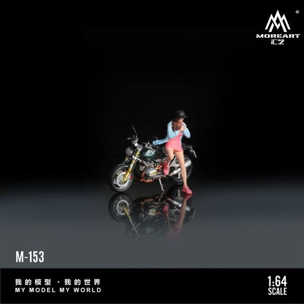  Mô hình nhân vật figure kèm xe BMW R nineT Coffee Ink Green tỉ lệ 1:64 MoreArt MO222153 