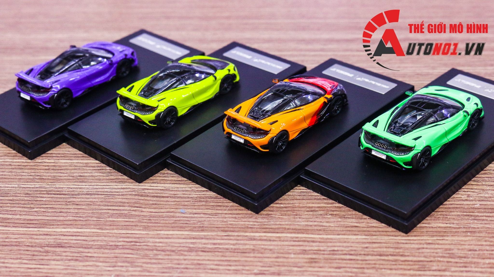  Mô hình Mclaren 765LT tỉ lệ 1:64 LCD Model 