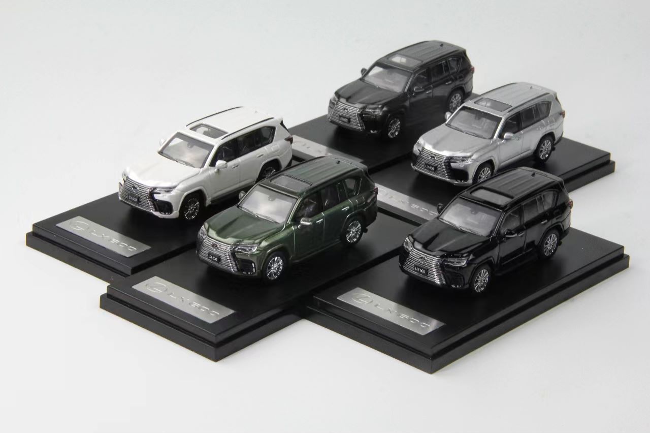  Mô hình xe siêu sang Lexus LX600 hộp mica tỉ lệ 1:64 LCD Models 