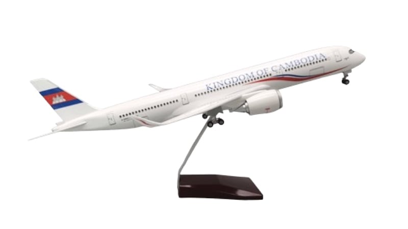  Mô hình máy bay Campuchia Kingdom of Combodia Airbus A350 47cm có đèn led tự động theo tiếng vỗ tay hoặc chạm MB47055 