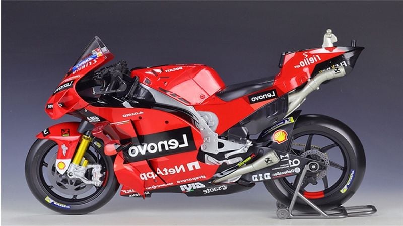  Mô hình xe mô tô Ducati Lenovo Racing Team 2022 tỉ lệ 1:6 Maisto MT048 