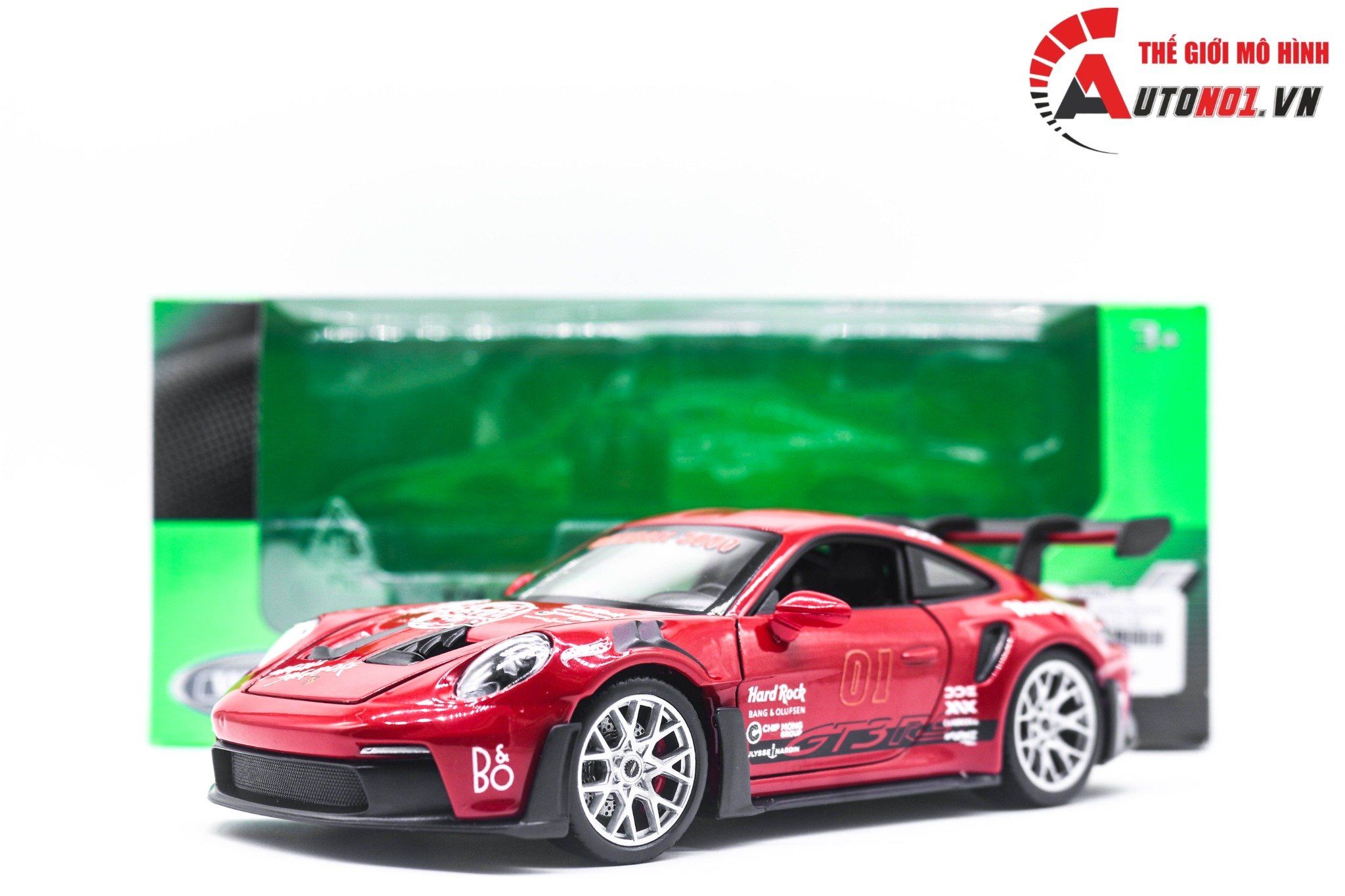  Mô hình xe custom Porsche 911 (992) GT3 RS Gumball3000 tỉ lệ 1:24 Welly DO24001 