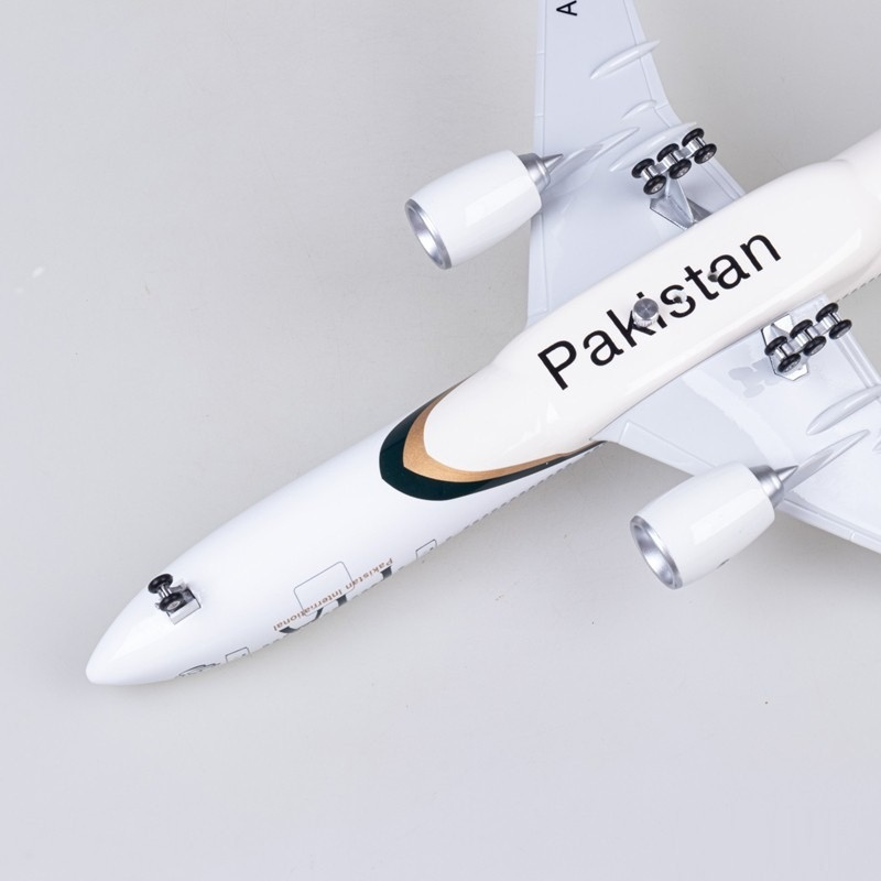  Mô hình máy bay Pakistan PIA Airlines Boeing B777 47cm có đèn led tự động theo tiếng vỗ tay hoặc chạm MB47067 