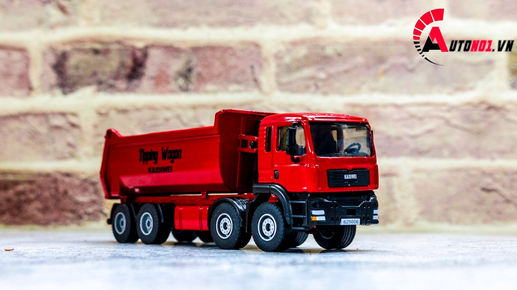  Mô hình xe tải tự đổ bằng kim loại tỉ lệ 1:50 KDW Kaidiwei 1385 