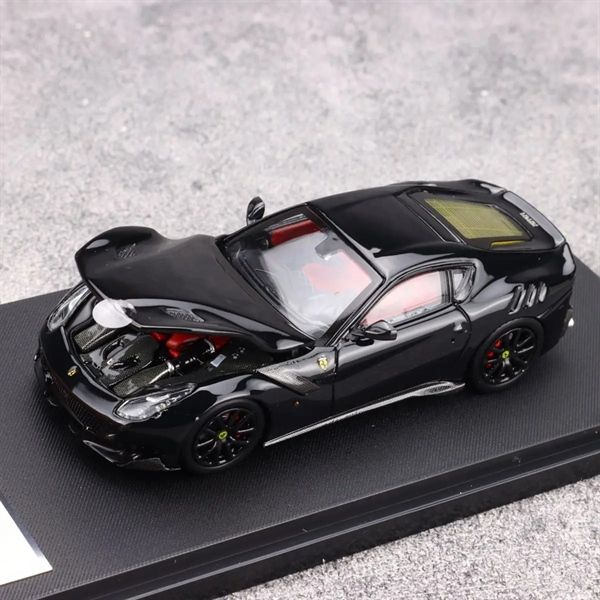  Mô hình xe Ferrari F12 TDF black version mở được capo tỉ lệ 1:64 Little Toys OT64410 