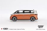  Mô hình xe Volkswagen ID.Buzz Candy White / Energetic Orange bản card tỉ lệ 1:64 MiniGT MGT01061 HAVE CHASE 