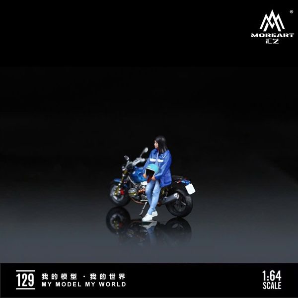  Mô hình nhân vật và mô tô BMW R nineT Blue Motorcycle Pretty Girl Simulation Resin Model tỉ lệ 1:64 More Art MO222129 