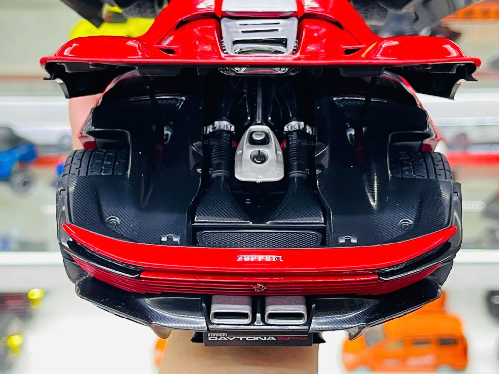 Mô hình xe Ferrari Daytona SP3 Signature red full open tỉ lệ 1:18 Bburago 18-16912 RD OT18022