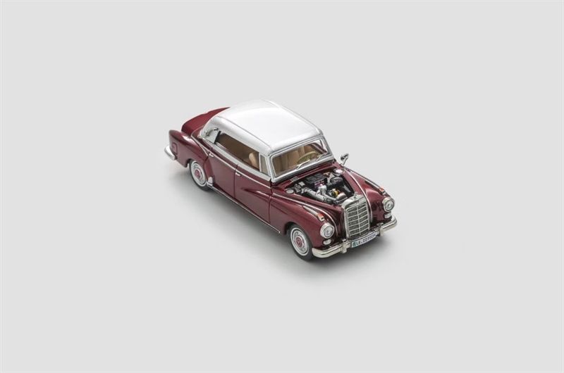  Mô hình xe Mercedes-Benz 300D mui trần tỉ lệ 1:64 Mortal OT64391 