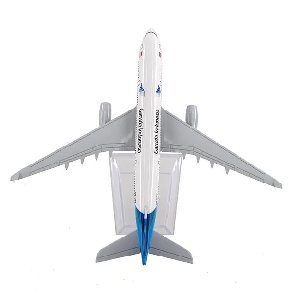  Mô hình máy bay Garuda Indonesia Airbus A330 có đế 16cm MB16205 