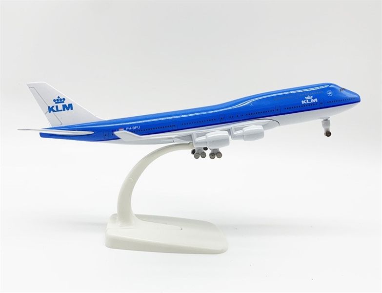  Mô hình máy bay KLM Royal Dutch Airlines Boeing B747 20cm MB20025 