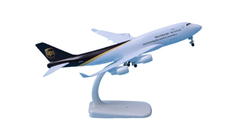  Mô hình máy bay vận chuyển UPS Boeing B747 có bánh xe kích thước 20cm MB20123 