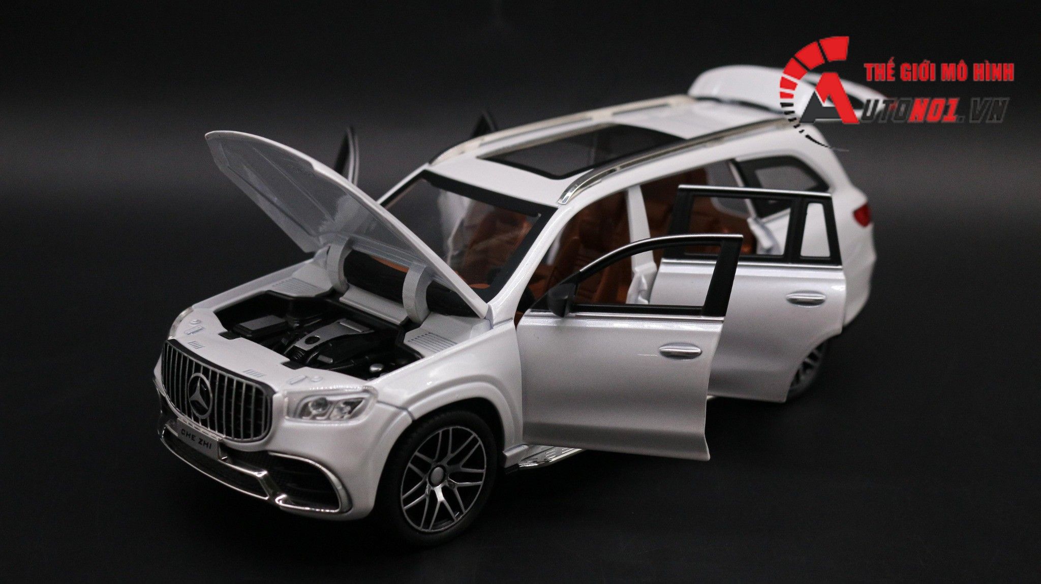  Mô hình xe Mercedes - Benz GLS63 AMG full open - đánh lái tỉ lệ 1:24 Chezhi CZ134P OT24070 