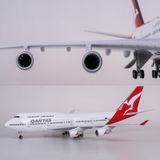  Mô hình máy bay Australia Qantas Boeing B747 47cm 1:130 có đèn led tự động theo tiếng vỗ tay hoặc chạm MB47006 