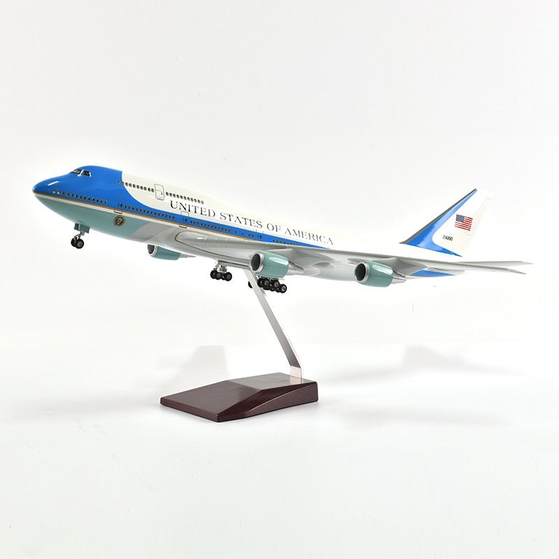  Mô hình máy bay Chuyên cơ tổng thống Mỹ Air Force One Boeing B747 47cm 1:130 có đèn led tự động theo tiếng vỗ tay hoặc chạm MB47001 