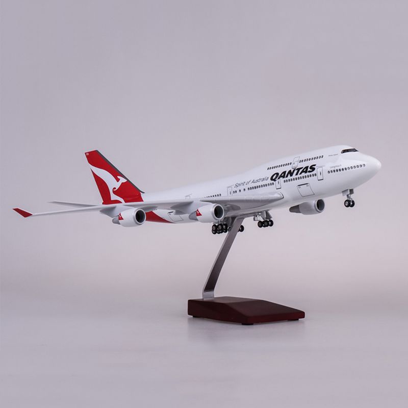  Mô hình máy bay Australia Qantas Boeing B747 47cm 1:130 có đèn led tự động theo tiếng vỗ tay hoặc chạm MB47006 