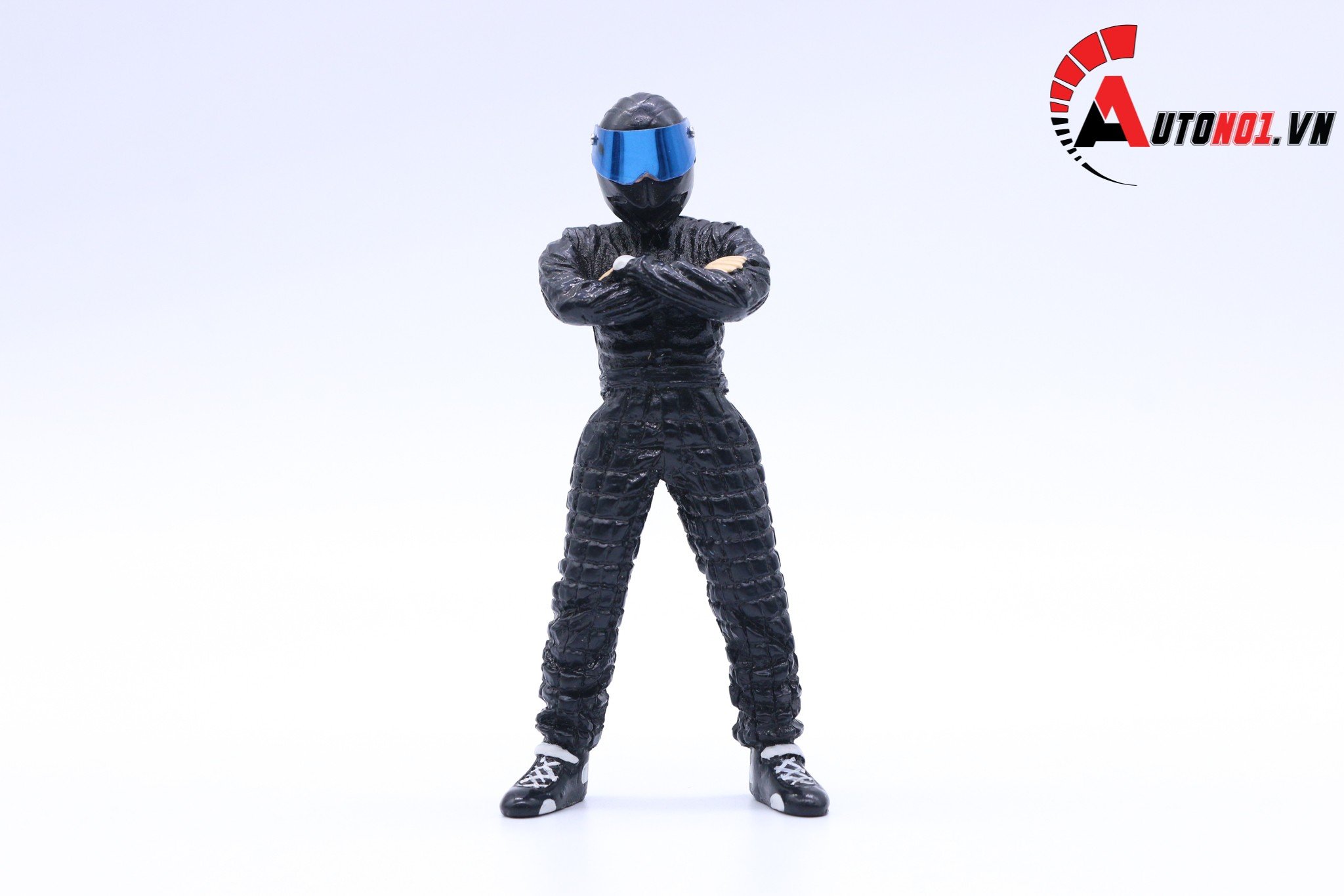 AUTONO1 STIG FIGURE BLACK 1:18 1137