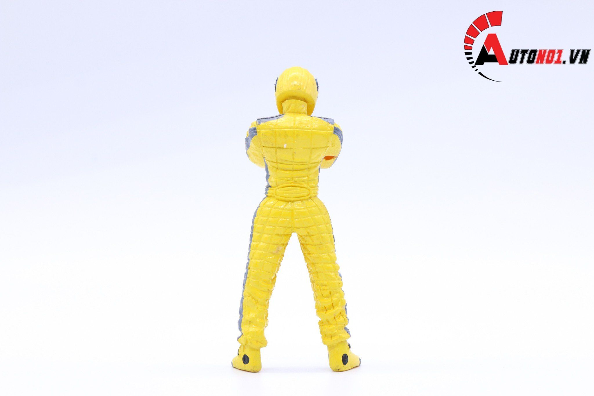  AUTONO1 STIG FIGURE YELLOW 1:18 1131 