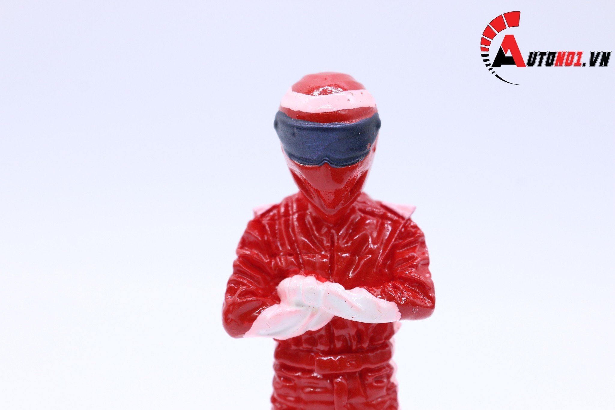  AUTONO1 STIG FIGURE FERRARI 1:18 1110 