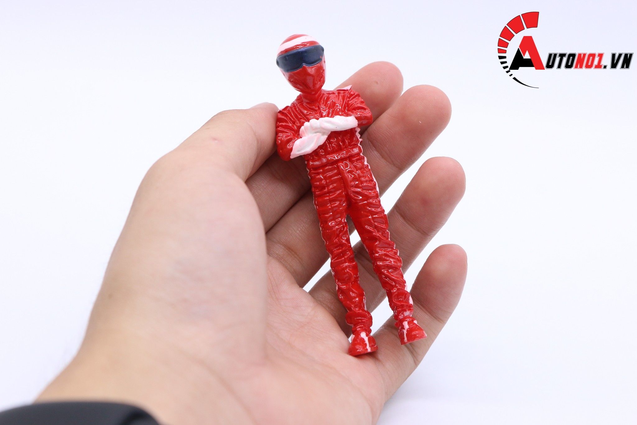  AUTONO1 STIG FIGURE FERRARI 1:18 1110 