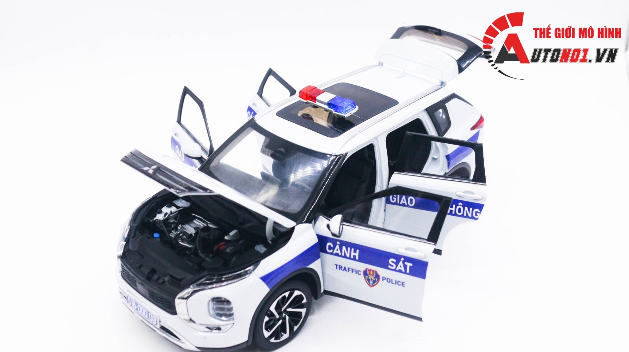  Mô hình xe ô tô độ CSGT Mitsubishi Outlander 2023 full open tỉ lệ 1:18 Dealer Autono1 OT181 