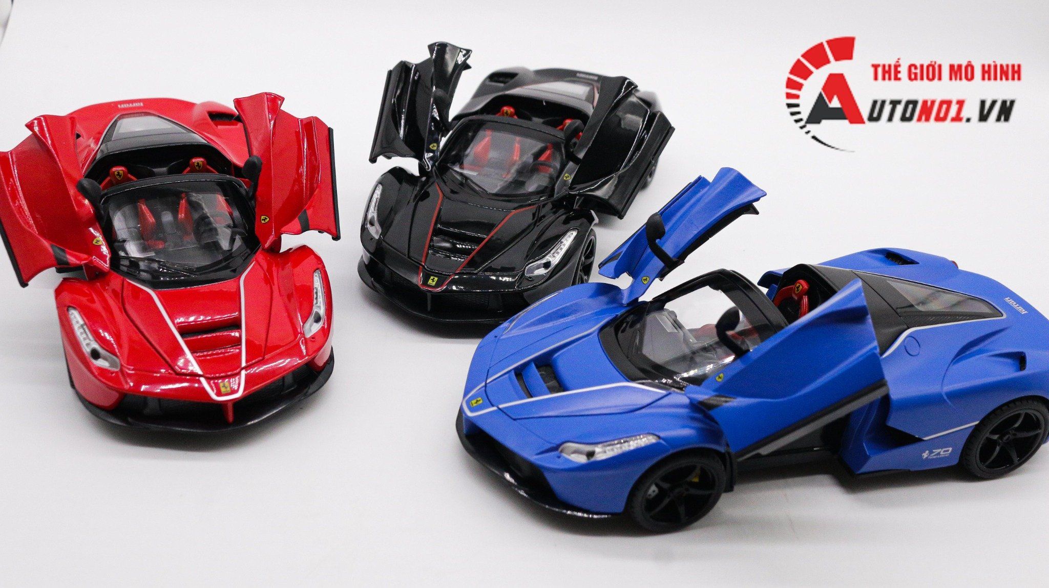  Mô hình xe Ferrari Laferrari Aperta mui trần full open - có âm thanh - có đèn tỉ lệ 1:22 Jiaye Model OT339 