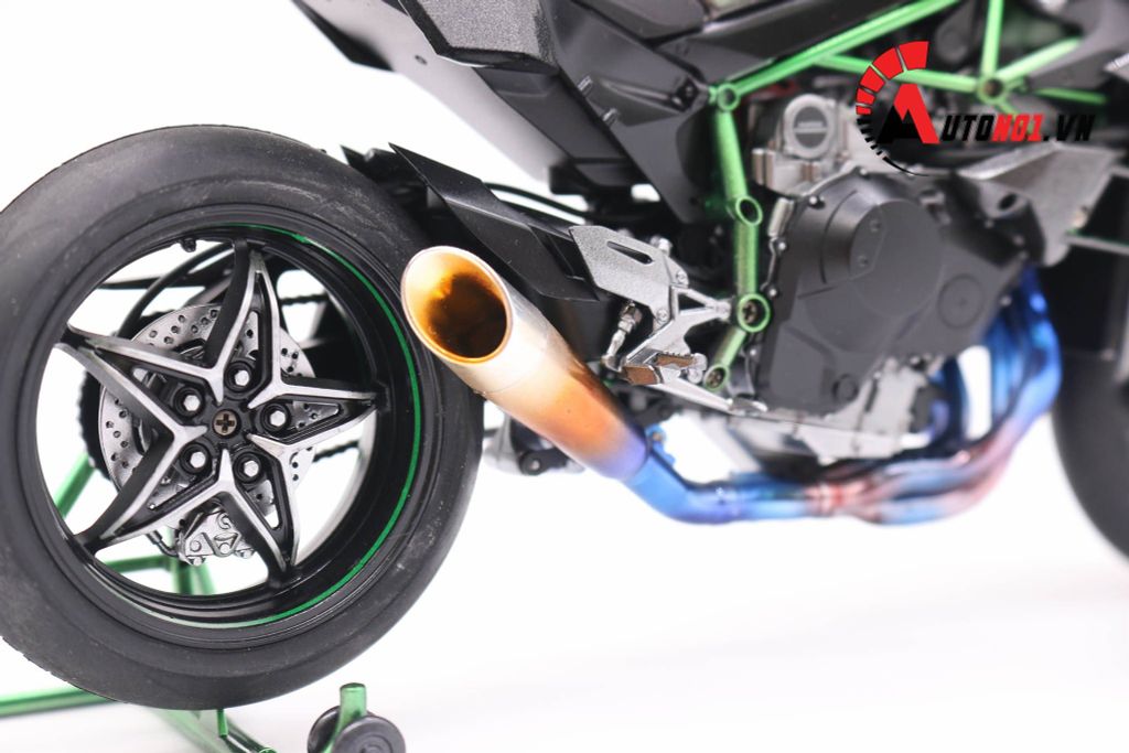 MÔ HÌNH CAO CẤP KAWASAKI H2R CARBON 1:12 TAMIYA D099