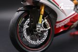  Mô hình xe Ducati 1199 Panigale S Tricolore Carbon Lên Nồi Khô 1:12 Tamiya D069 