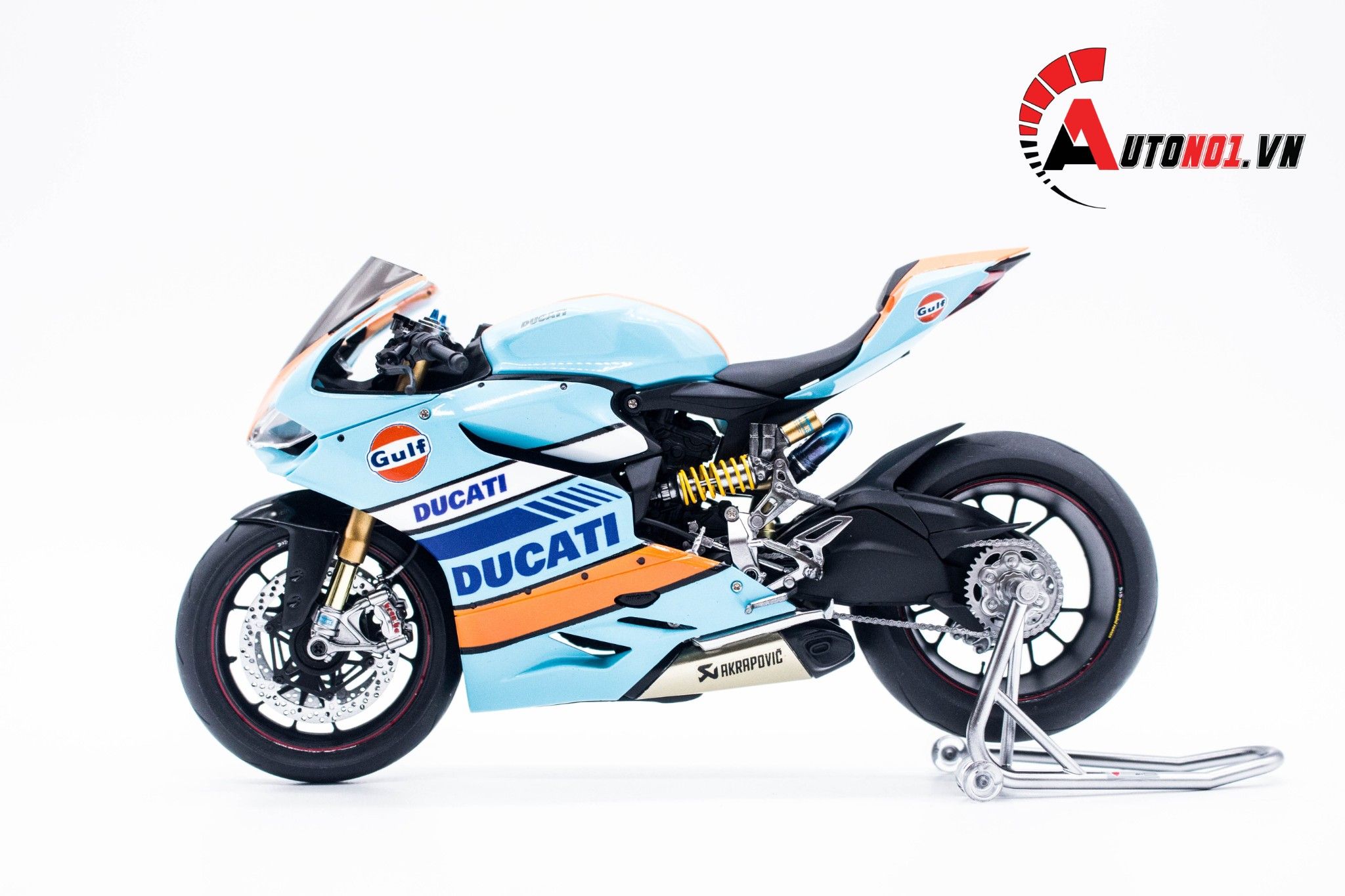  Mô hình cao cấp Ducati 1199 Panigale Gulf 1:12 Tamiya D050 