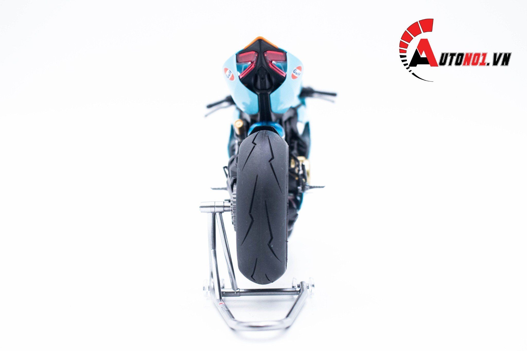  Mô hình cao cấp Ducati 1199 Panigale Gulf 1:12 Tamiya D050 