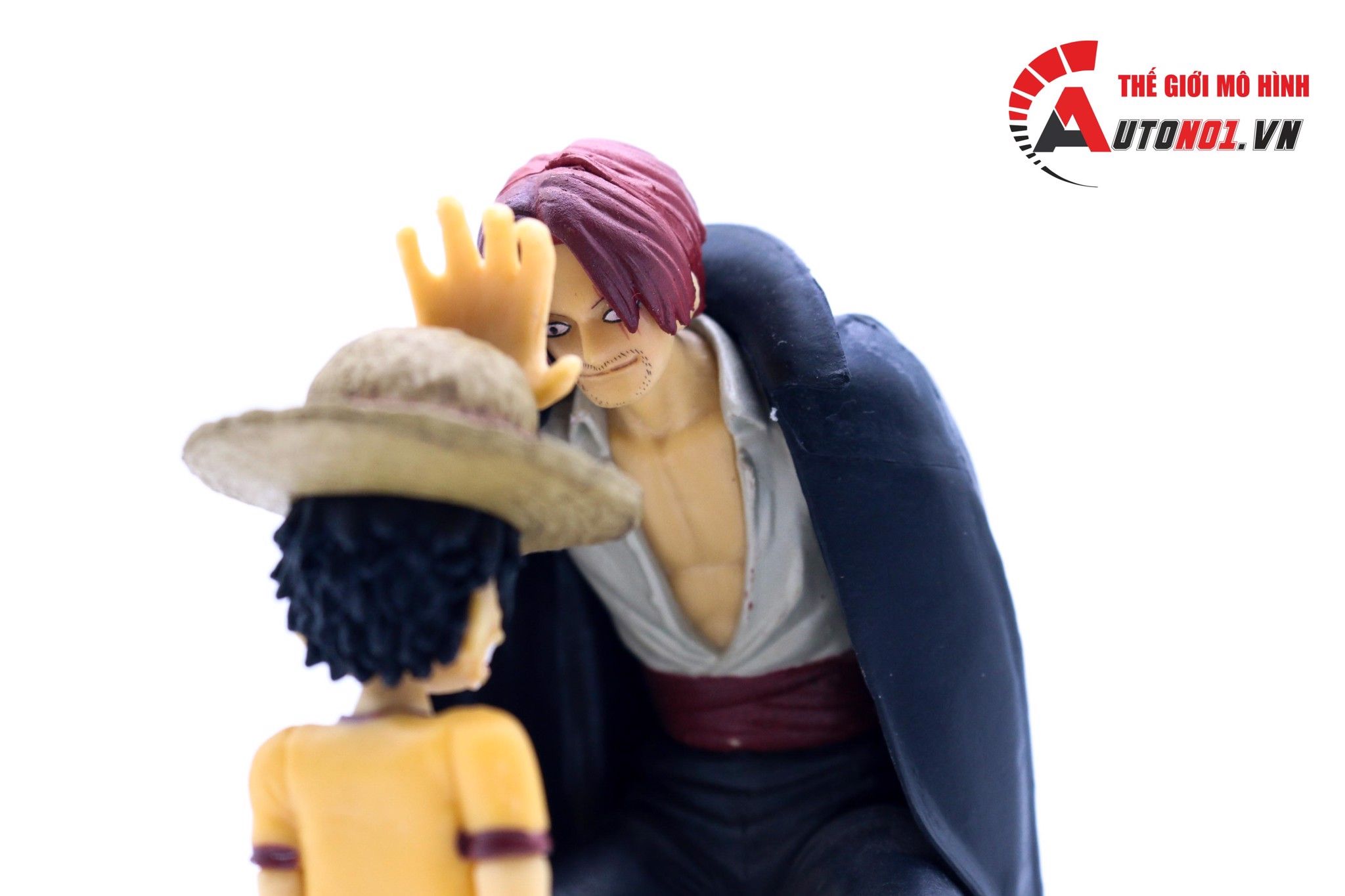 Mô Hình Shanks Shanks Tóc Đỏ One Piece Giá Tốt  BBCosplaycom