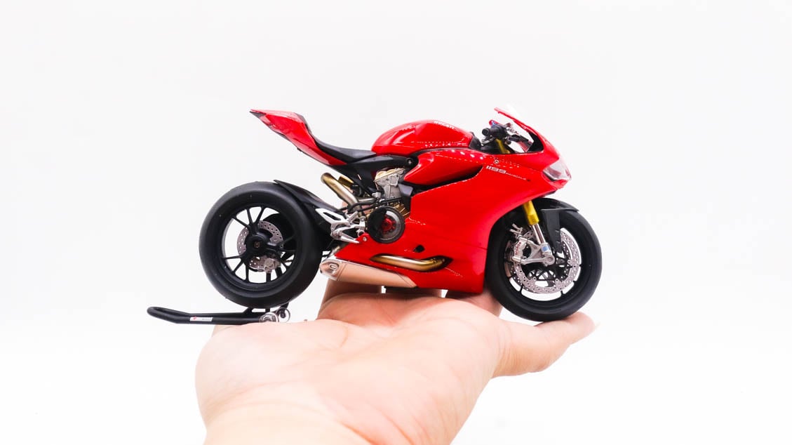  Mô hình xe cao cấp Ducati 1199 Panigale độ nồi khô red 1:12 Tamiya D227I 