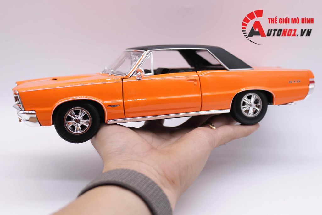 MÔ HÌNH XE PONTIAC GTO HURST EDITION ORANGE 1:18 MAISTO 2918