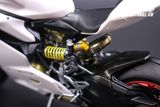  Mô hình xe cao cấp Ducati 1199 Panigale White Pearl Carbon 1:12 Tamiya D059 