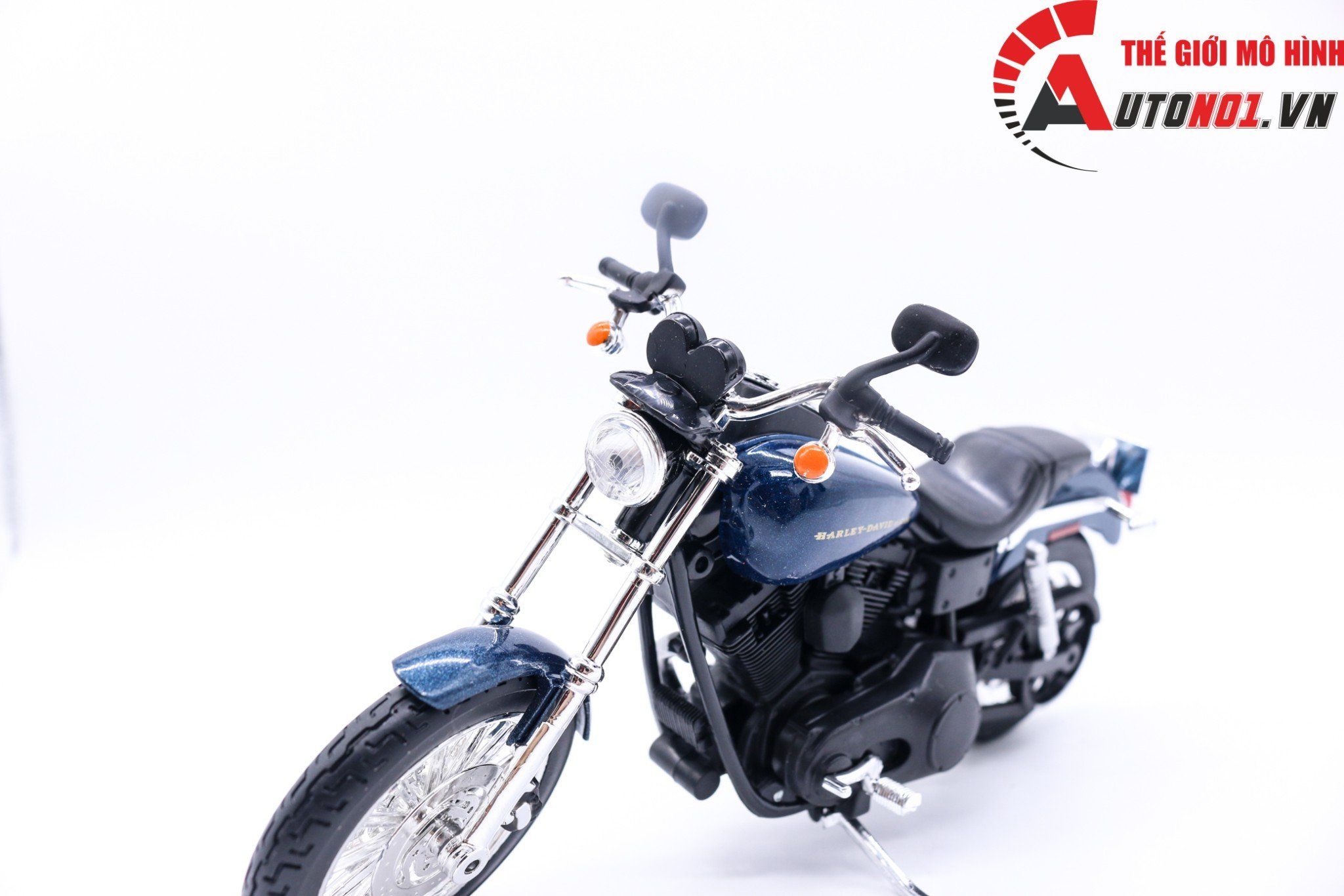  Mô hình xe Harley Davidson dyna super glide sport 2004 1:12 Maisto 6714 