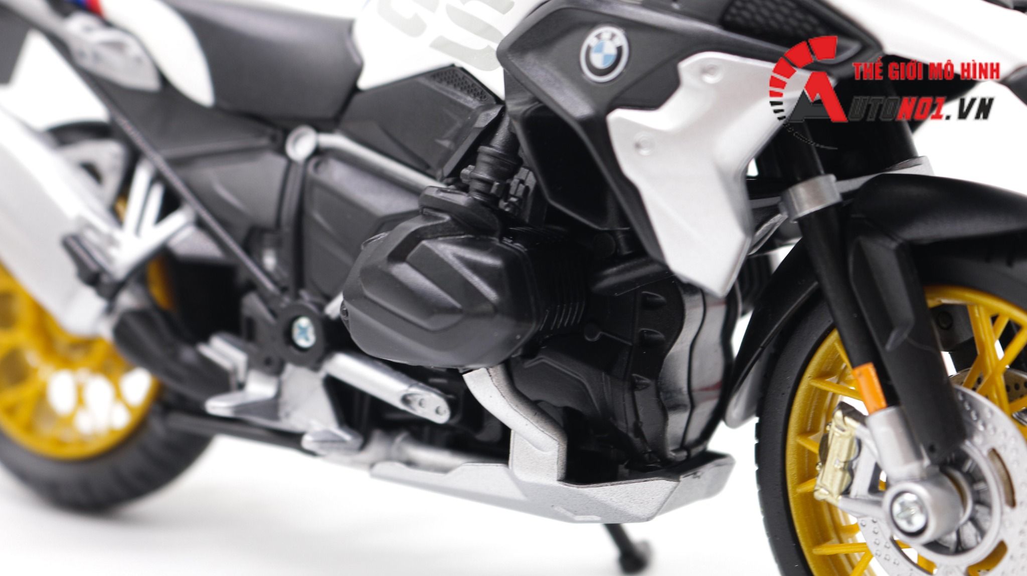  Mô hình xe Bmw R1250 GS white 1:12 Maisto 6776 