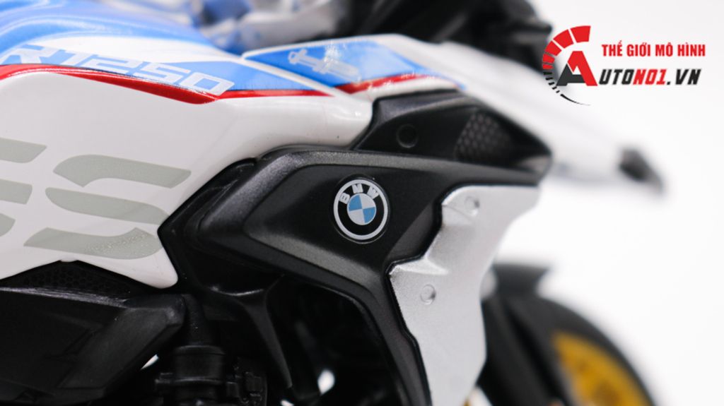 MÔ HÌNH XE BMW R1250 GS WHITE 1:12 MAISTO 7937