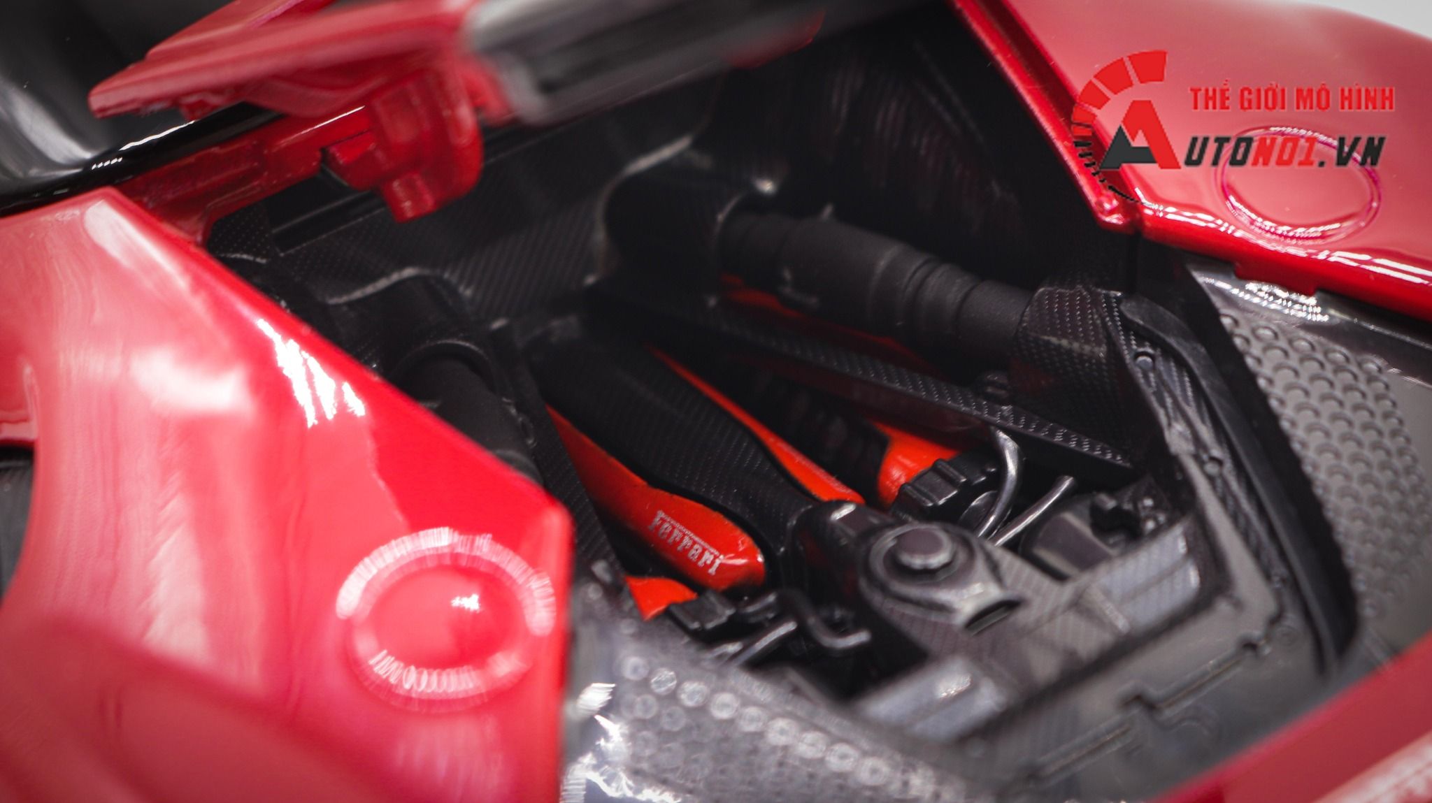  Mô hình xe Ferrari Sf90 Stradale Red 1:18 Bburago 7936 